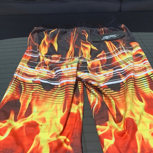 Flames swim trunks size L - Picture 1 of 4
